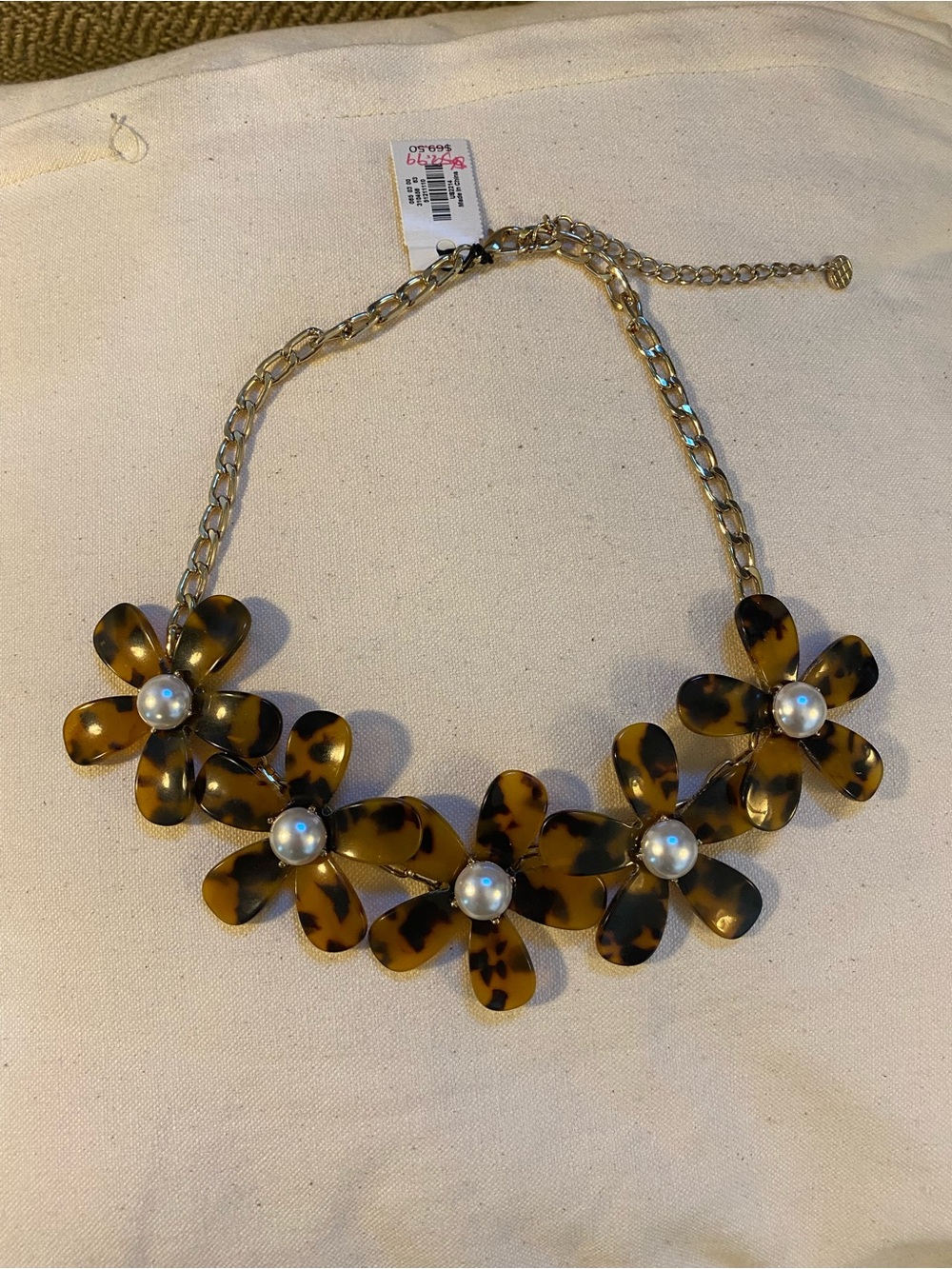 Talbots faux Tortoiseshell Floral Statement Necklace Imitation Pearl Centers